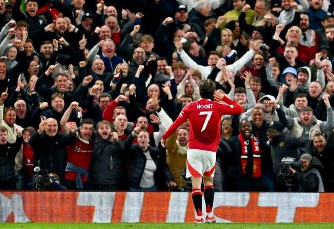 开云体育赛事直播费耶诺德迎中超关键赛，关键时刻造点机会，球迷炸锅，更衣室氛围转暖的简单介绍